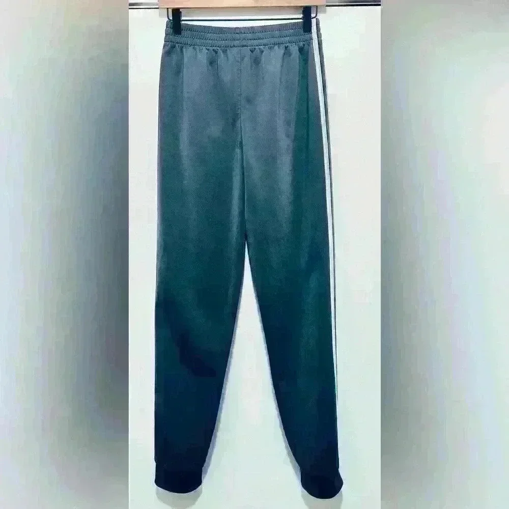 Adidas Iconic Tricot Jogger, Unisex Youth Size Large 14/16, Silver Gray